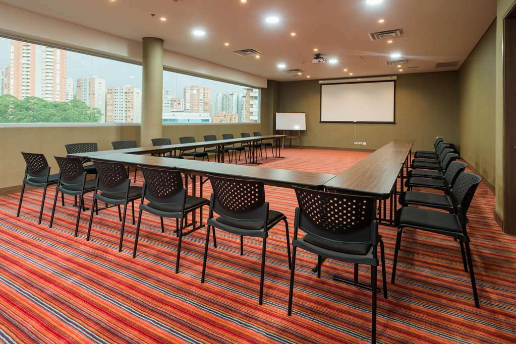 Hampton By Hilton Lima San Isidro Hotel Facilities photo