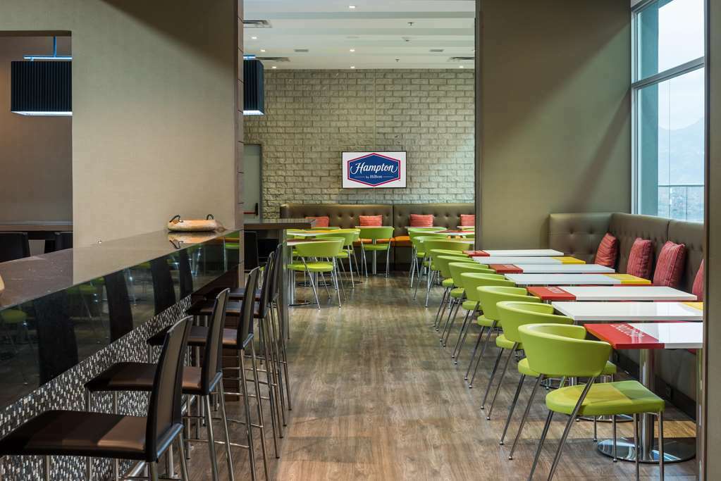 Hampton By Hilton Lima San Isidro Hotel Interior photo